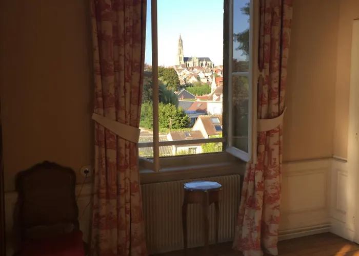 Le Pavillon Saint Martin Frühstückspension Senlis (Oise)